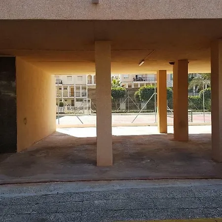 Calle Juan Sebastian-elcano Appartement *